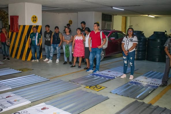 🌧️ Gustavo Alarcón cumple con familias afectadas por lluvias 🛠️🏠