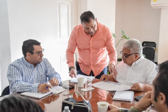 Reunión de trabajo con las cámaras empresariales