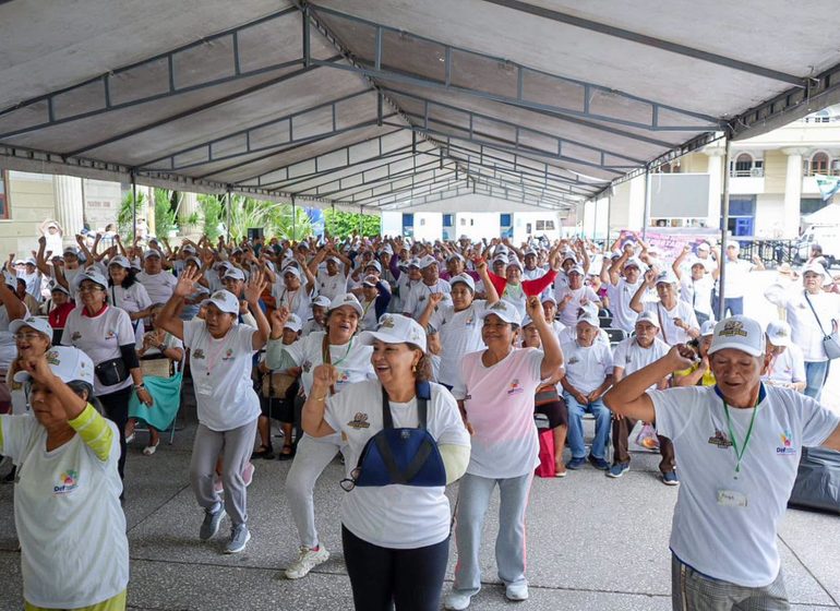 👴🏻👵🏼 Celebrar a nuestras personas adultas mayores es reconocer todo lo que han aportado y todo lo que todav&iacute;a tienen para compartir. 🤍