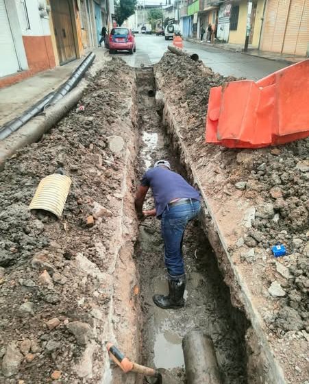 🧹🚧 Gustavo Alarcón mantiene servicios públicos activos durante el fin de semana
